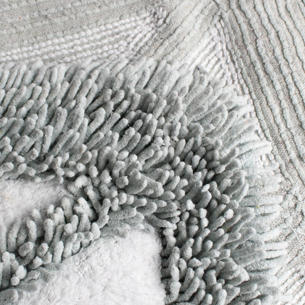 Unbranded Gray Microfiber Diamond Patterned Bath Rug 20" x 54"