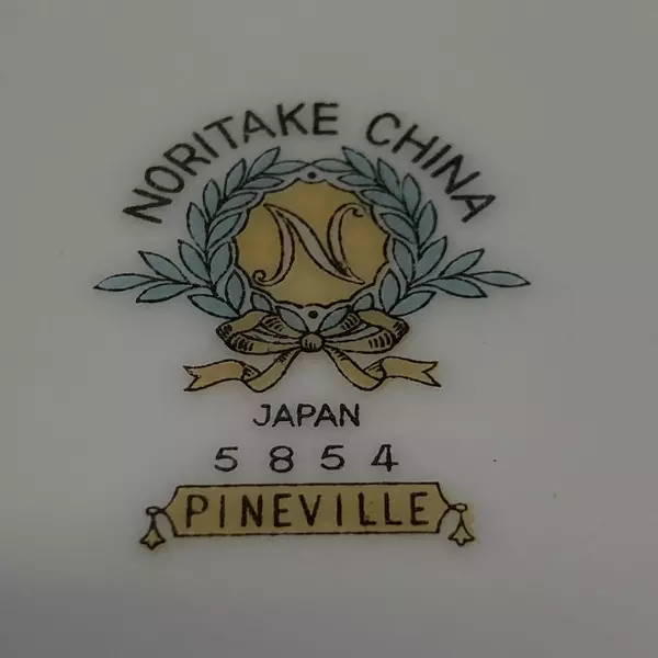 Lot of 4 Noritake Pineville Bread Plates 5854 White Platinum Rim Pine Branches