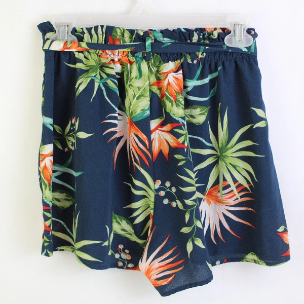 Fashion Nova Navy Blue Tropical Floral Pattern Shorts with Belt Women's Large