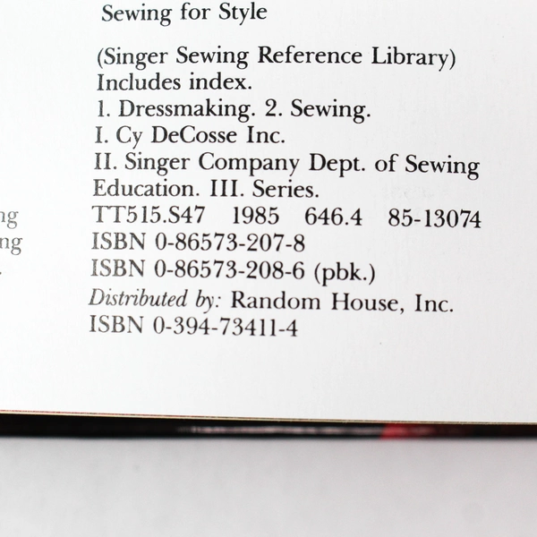 Singer Sewing for Style Hardcover Book Vintage 1985 - Pre-Owned Collectible