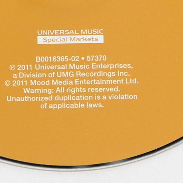 Swinging On A Star A Crooner Collection Featuring Tony Bennett & Many More 2011