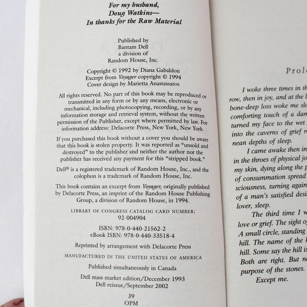 Dragonfly in Amber by Diana Gabaldon, Outlander Series, 2002 Paperback