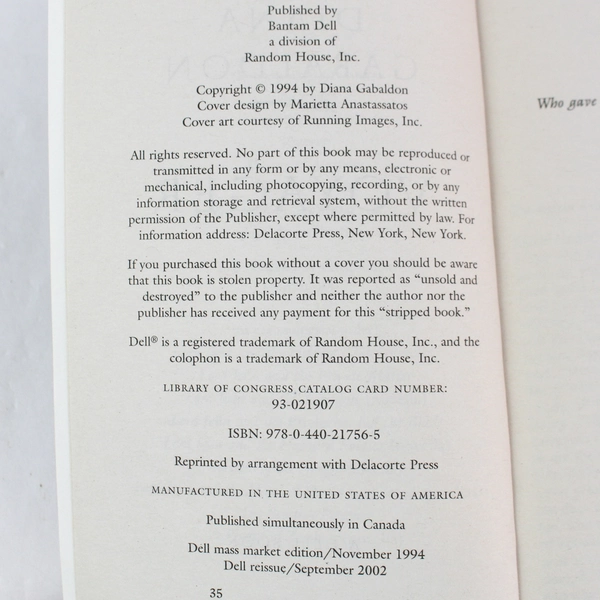 Diana Gabaldon Voyager Book 3 2002 Dell Paperback - Good Condition