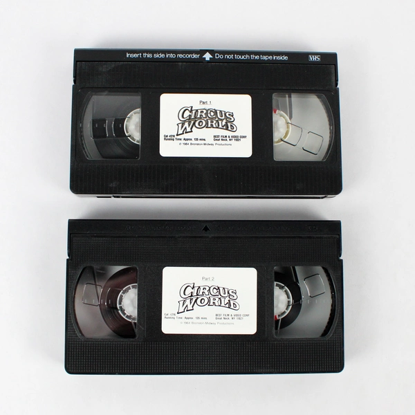 John Wayne Circus World VHS 1964 2 Tape Box
