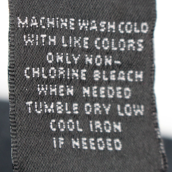 Mossimo Women's Size 8 Dark Gray Stretch Pleated Shorts - Pre-Owned