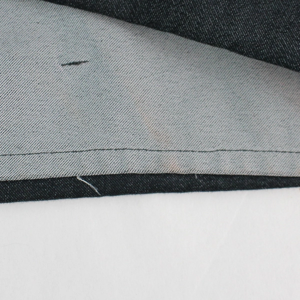 Mossimo Women's Size 8 Dark Gray Stretch Pleated Shorts - Pre-Owned