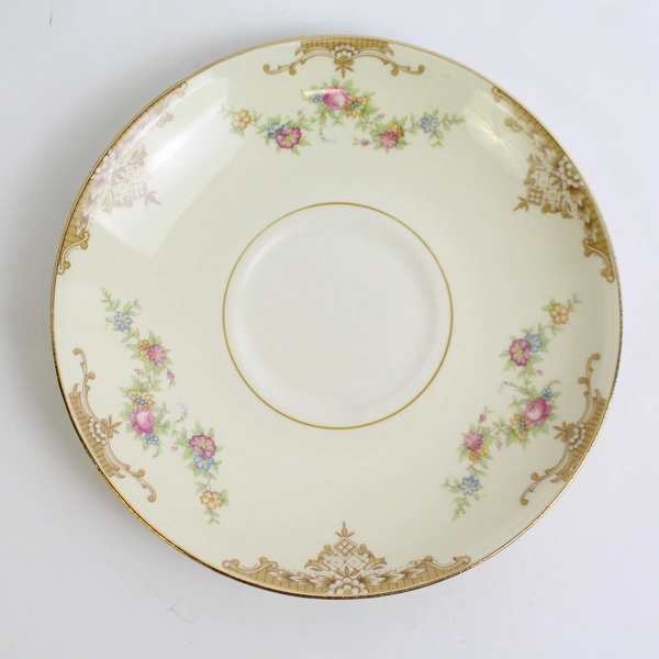 Set of 5 Homer Laughlin Eggshell Nautilus Arostocrat Saucers