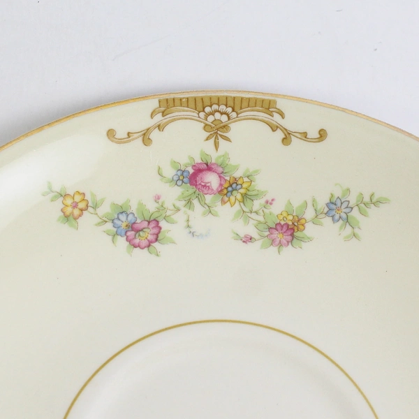 Set of 5 Homer Laughlin Eggshell Nautilus Arostocrat Saucers