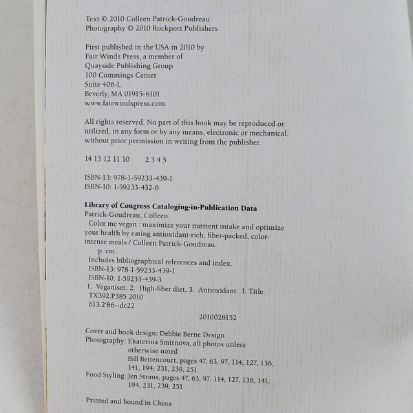 Color Me Vegan by Coleen Patrick-Goudreau 2010 Paperback - Great Vegan Recipes