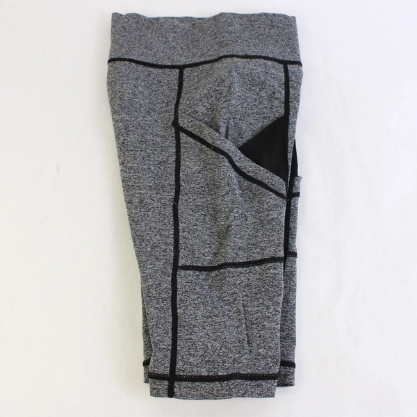 Soho Girls Activewear Shorts With Pockets Size S/M Spandex Blend