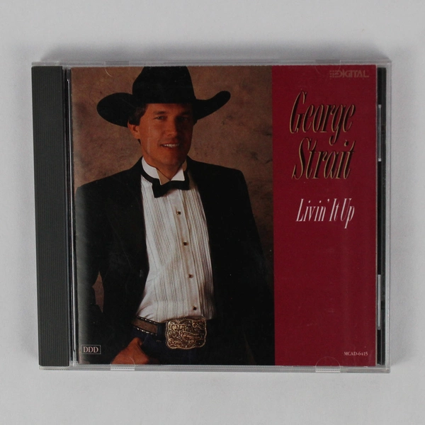 Music CD Livin' It Up by George Strait 1990 MCA Records