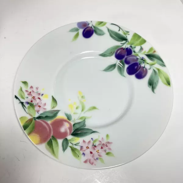 5 Le Monde Cuisine Springtime Flat Bottom Cups & 6 Saucers By International 21