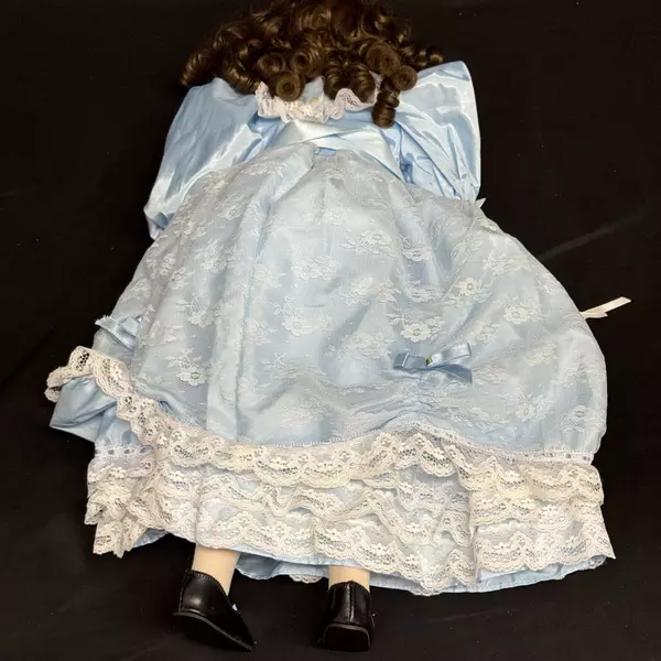 Vtg 1997 Exclusively Yours LE Porcelain Doll Natalie By Ruth Mattingly 24 Inch