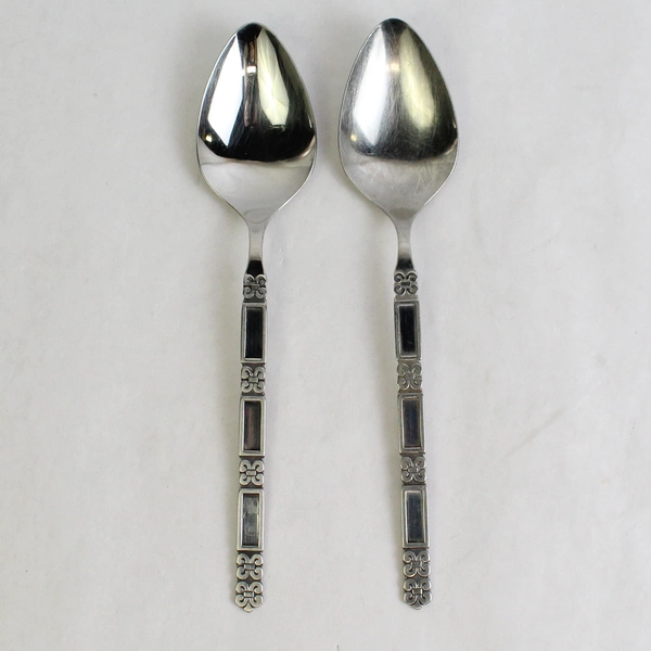 Set of 2 Oneida Madrid Stainless Steel Tablespoon Serving Spoons