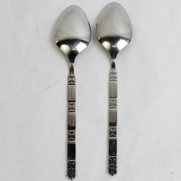Set of 2 Oneida Madrid Stainless Steel Tablespoon Serving Spoons