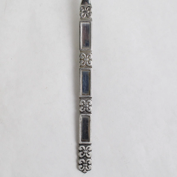 Set of 2 Oneida Madrid Stainless Steel Tablespoon Serving Spoons