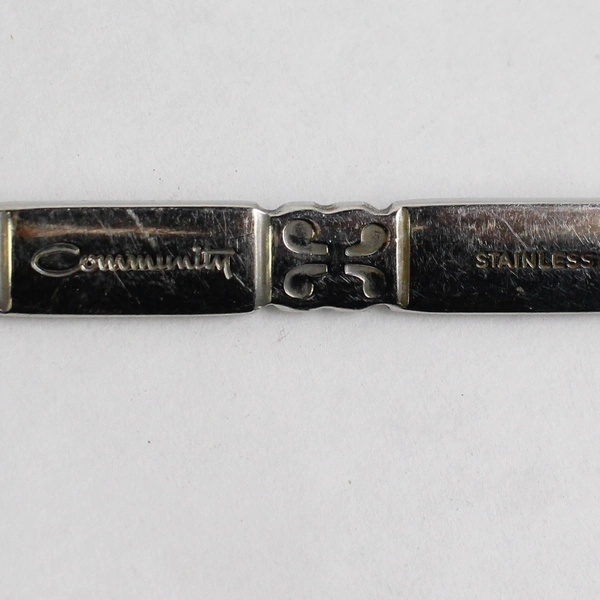 Set of 2 Oneida Madrid Stainless Steel Tablespoon Serving Spoons