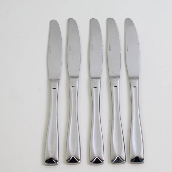 Set of 5 Oneida Lincoln Stainless Steel Dinner Knives