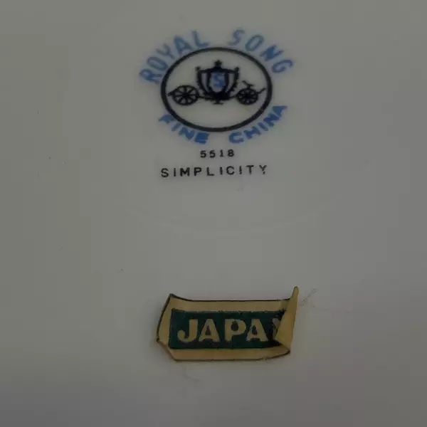 Set of 4 Royal Song China Simplicity 5518 Salad Plate White Platinum Rim 7.5"