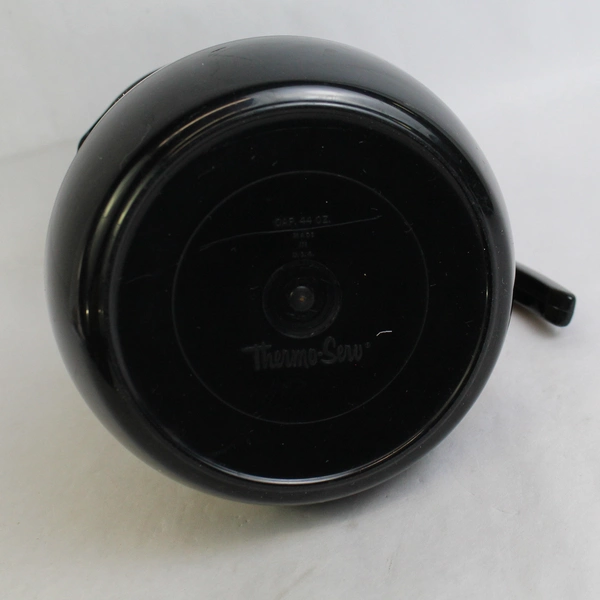 Thermo-Serv Insulated Coffee Pot w/ Flip Top, 44 oz Capacity Gold & Black 