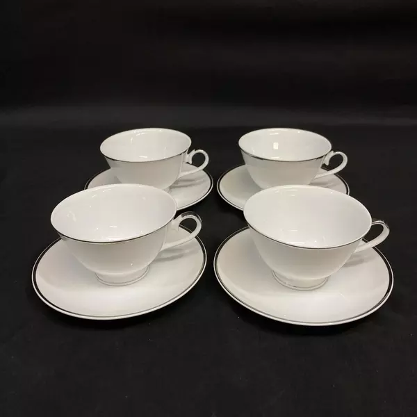 Set of 4 Royal Song Simplicity 5518 Footed Cups & Saucers Elegant Design