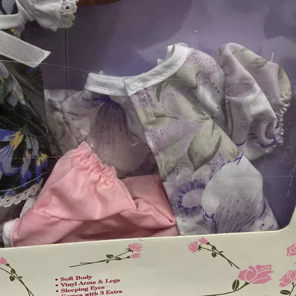 1990 Cititoy Sweet Sally African American Doll Gift Set Original Box