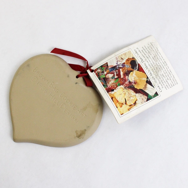 Vintage 1986 Brown Bag Cookie Art Floral Heart 5.5" x 5.75" Hill Designs