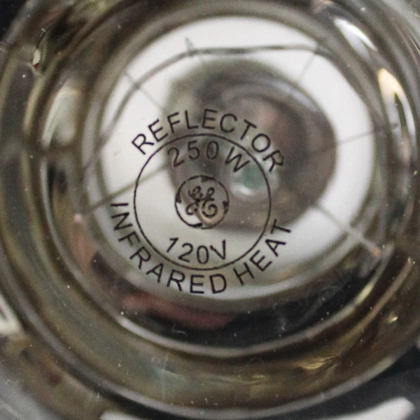 GE Heat Lamp 250W 120v 5,000 Hrs 4.6 YRS Life BR40 Clear Med Base 30715