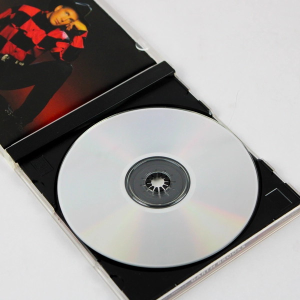 Music CD In Pieces by Garth Brooks 1993 Liberty Records