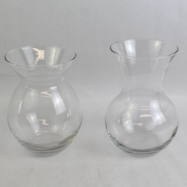 Lot of 4 Unmarked Clear Glass Flower Vases Home Decor