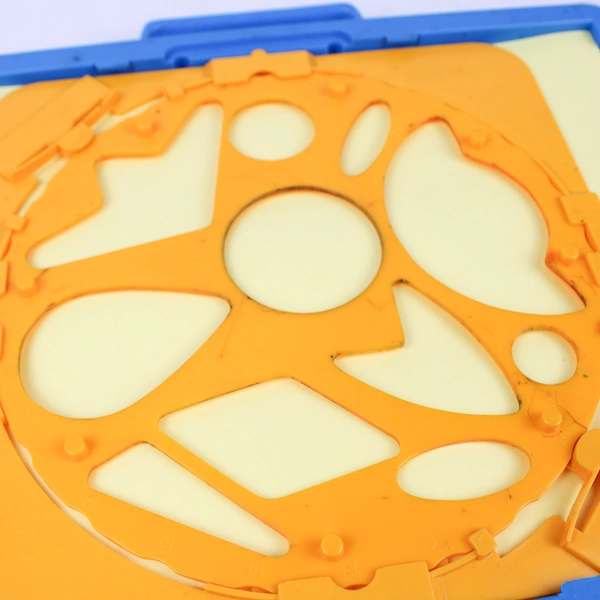 Vintage 1985 Marchon Smartest Artist Stencil Drawing Toy