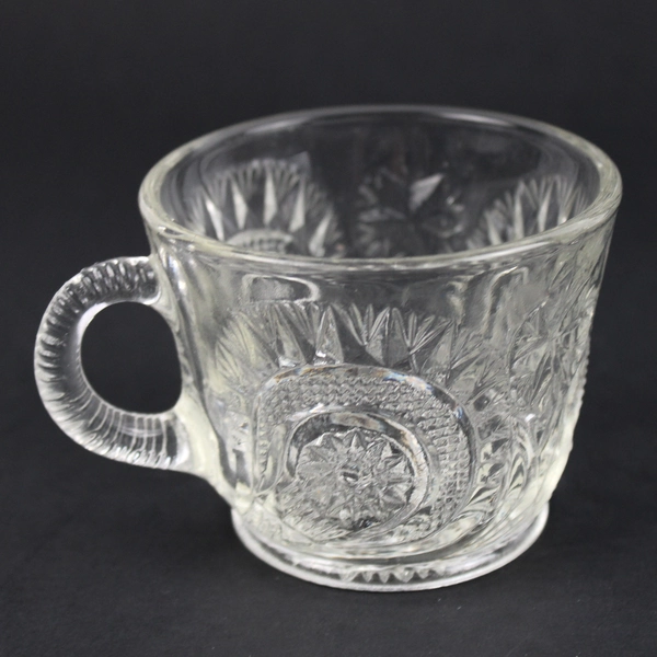 Set of 4 Vintage L.E. Smith Pinwheel and Stars Glass Punch Cups