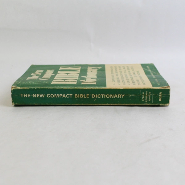 The New Compact Bible Dictionary Special Crusade Edition 1967 Paperback