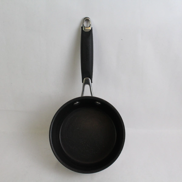 Oneida 18/10 Stainless Steel Saucepan 6" Diameter Black
