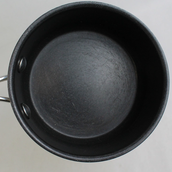 Oneida 18/10 Stainless Steel Saucepan 6" Diameter Black