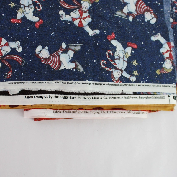 Lot of 5 Christmas Fabrics Holiday Craft Projects DIY Fabric Cutters