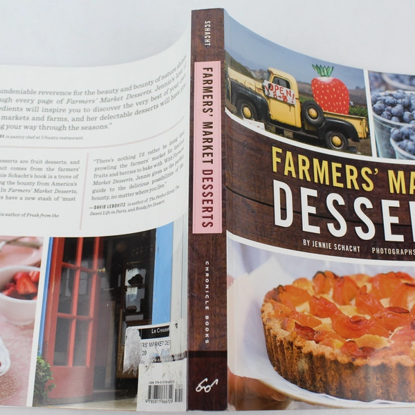 Farmers Market Desserts Cookbook by Jennie Schacht 2010 - Good Condition