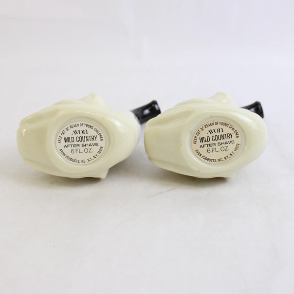 Lot Of 2 Empty Avon Aftershave Decanter Bottles Wild Country 6 Oz Vtg