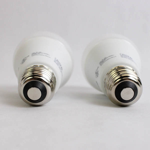 NIB Set of 2 Feit Electric Lightbulbs LED Warm White 800 lm A19 Multiuse 60W