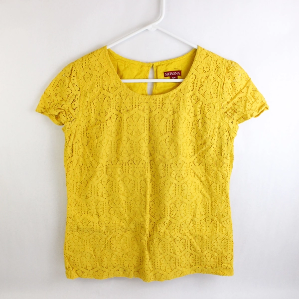 Merona Yellow Short Sleeve Top Shirt Size Small Keyhole Back