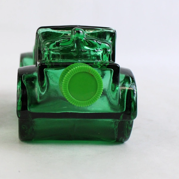 Vtg Avon Wild Country After Shave Empty Bottle 6 Oz Green Convertable Old Car