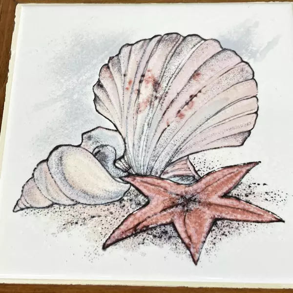 Wood N Toys Handmade Cork Back Tile Trivet Sea Shells Star Fish 8.75 x 8.75 Inch