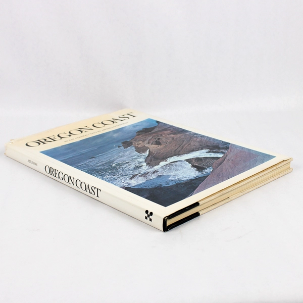Oregon Coast by Archie Satterfield Photos by Ray Atkeson 1972 HC DJ