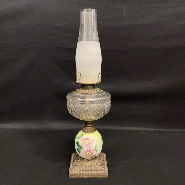 Vtg Eagle Patterned Glass And Hand Painted Ceramic Oil Lamp Yellow Pink Flowers