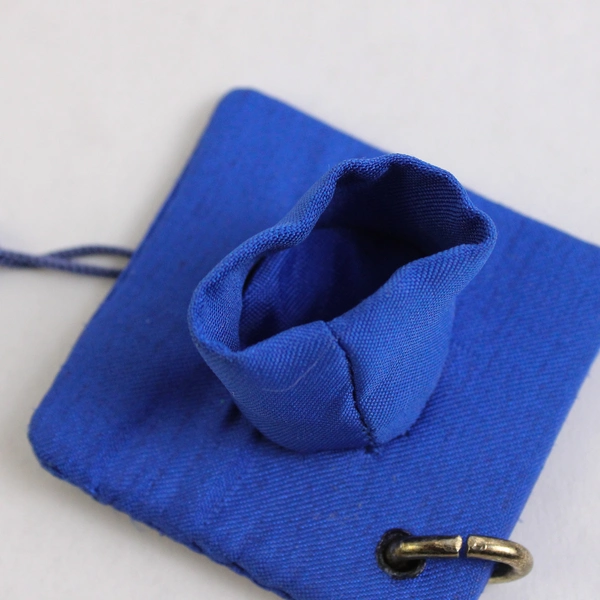 Lot of 7 Blue Graduation Caps for Keychains Party Favors or Decoration