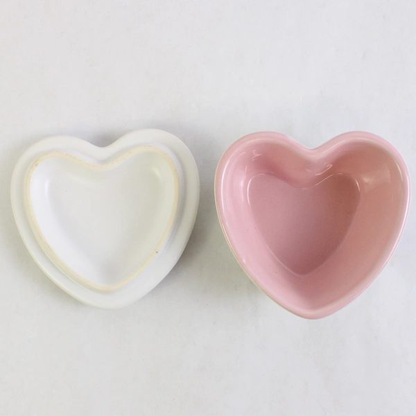 Chantal Ceramic Heart Shaped Ramekin Baking Dish w/ Matching Lid