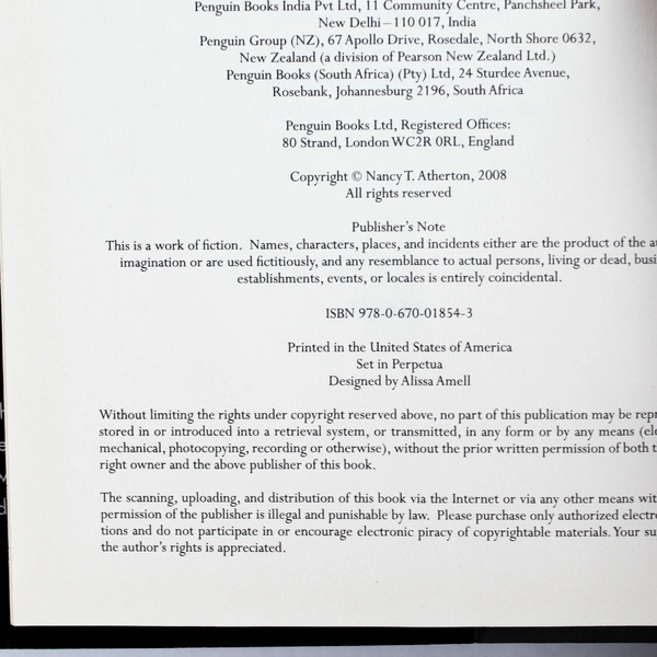 Aunt Dimity Vampire Hunter by Nancy Atherton 2008 Hardcover - Good Condition