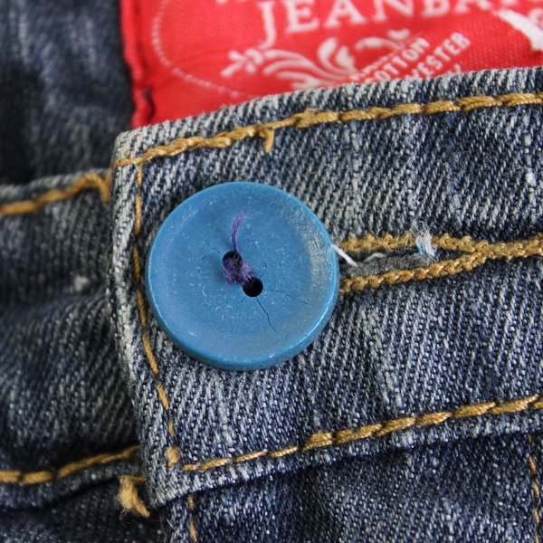 Jeanbay Denim Capri Women's Size 16 Bedazzled Medium Wash High Rise