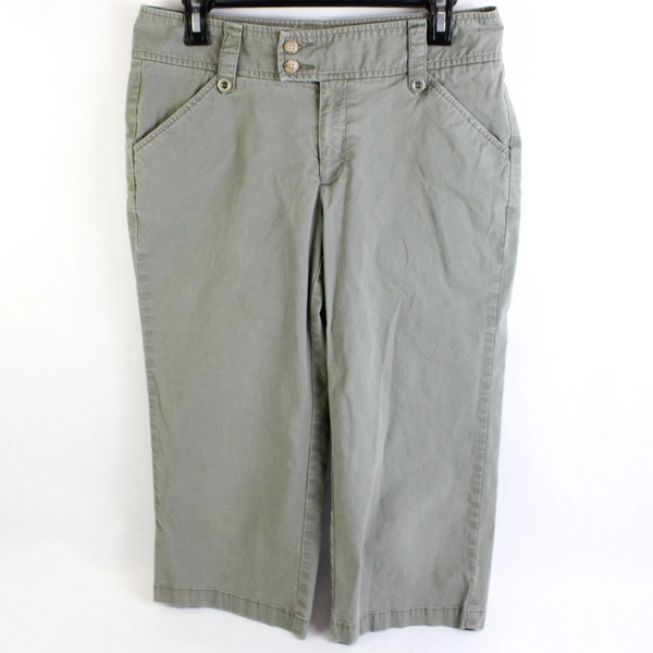 Dockers Green Capri Pants, Women's Size Medium 32" Waist