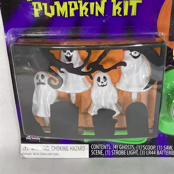 2017 Fun World Pumpkin Pro Carve A Scene Pumpkin Kit